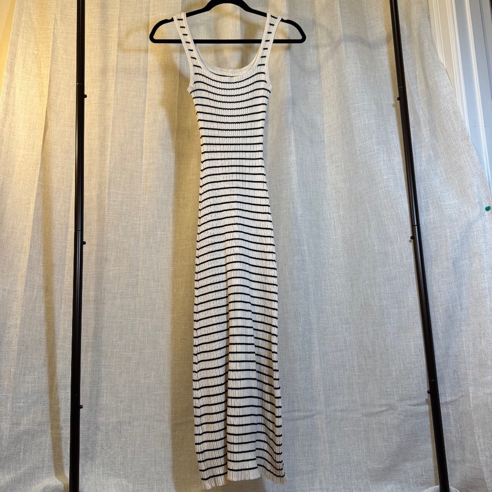 Commense Ribbed Striped Knit Midi Dress – Size S